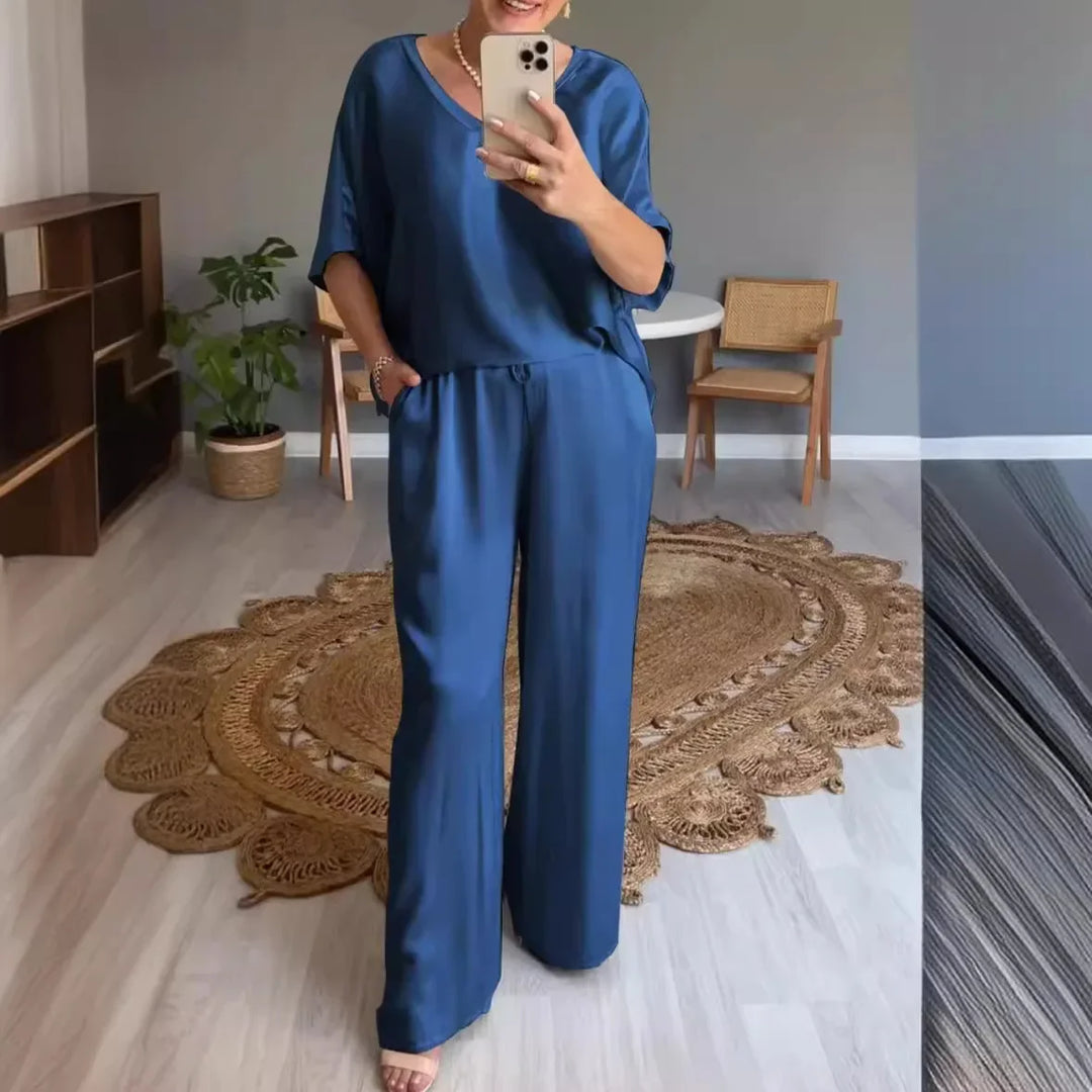 Kaleide - Elegant 2-delt satinsæt