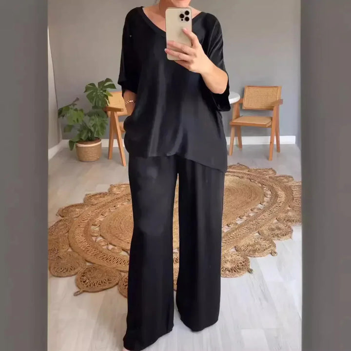 Kaleide - Elegant 2-delt satinsæt