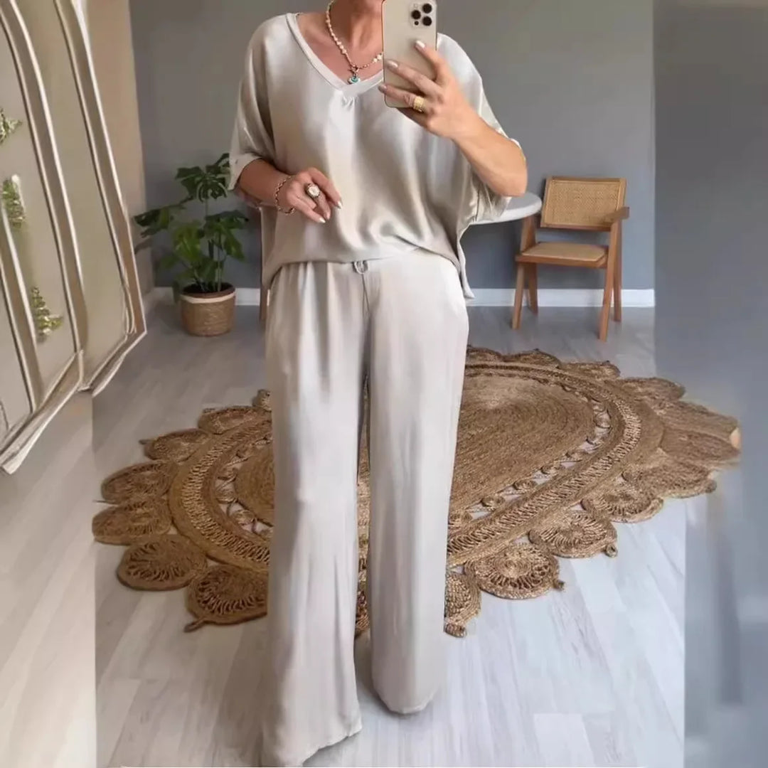 Kaleide - Elegant 2-delt satinsæt